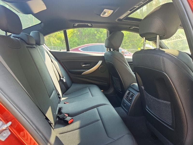 2018 BMW 320 XI 10