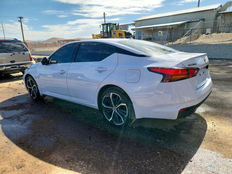 2025 NISSAN ALTIMA SR 2