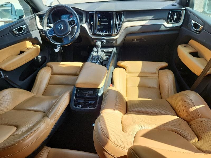 2019 VOLVO XC60 T5 INSCRIPTION 8