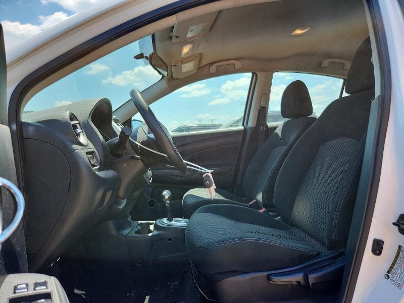 2019 NISSAN VERSA SV 7