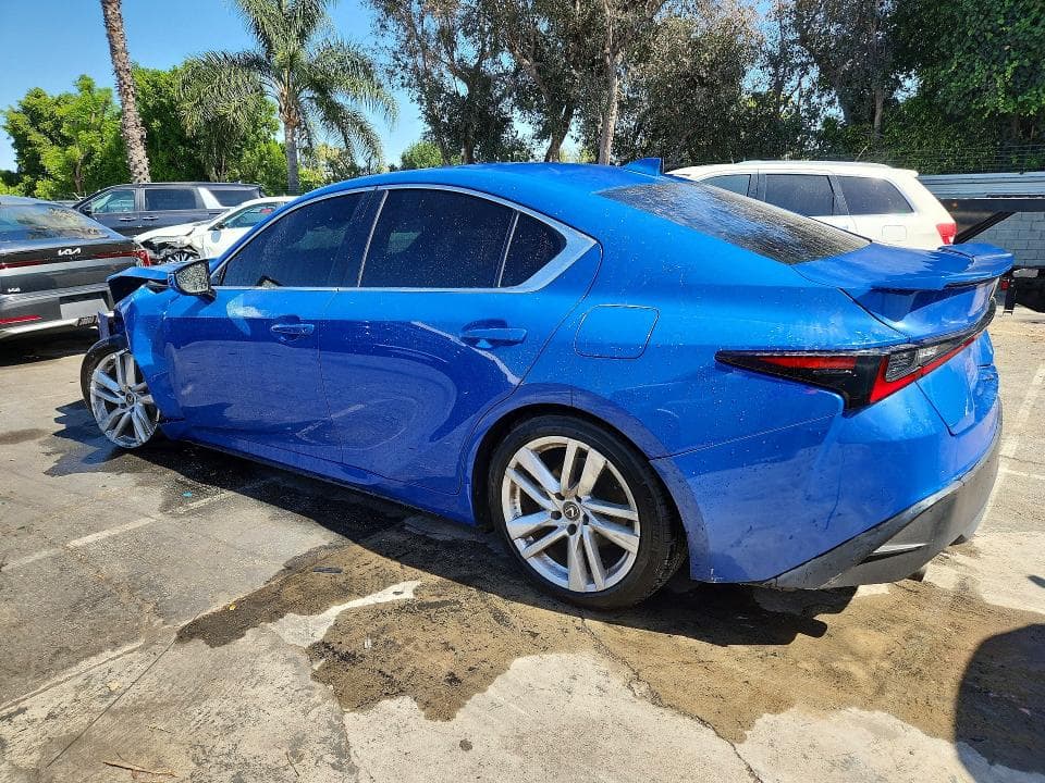 2021 LEXUS IS 300 2