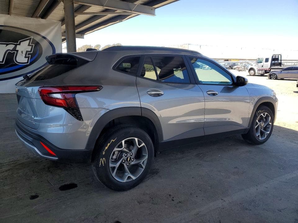 2025 CHEVROLET TRAX 1LT 3