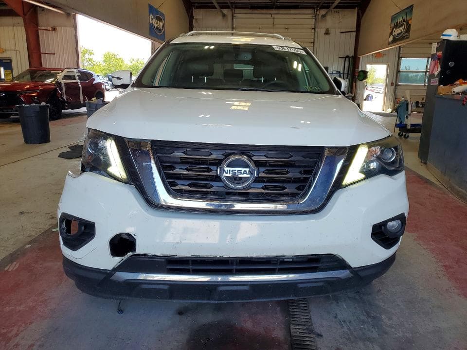 2017 NISSAN PATHFINDER SL 5