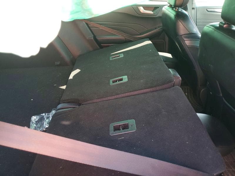 2024 FORD ESCAPE ST LINE 11