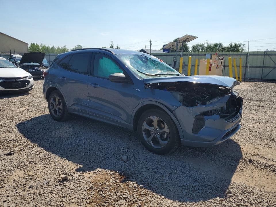 2024 FORD ESCAPE ST LINE 4