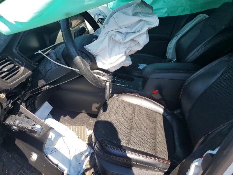 2024 FORD ESCAPE ST LINE 7