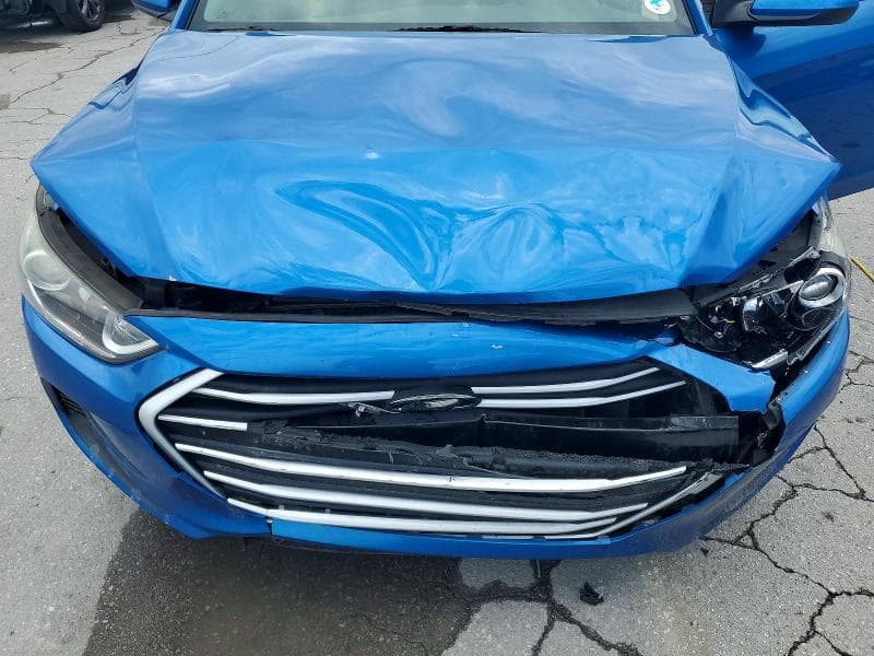 2018 HYUNDAI ELANTRA SEL 11
