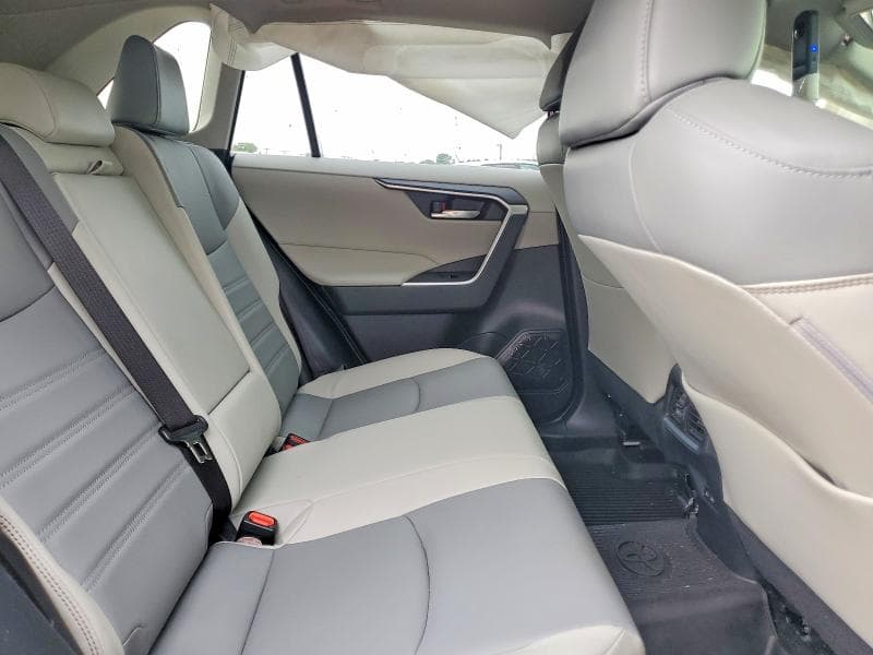 2022 TOYOTA RAV4 XLE PREMIUM XLE PREMIUM 11