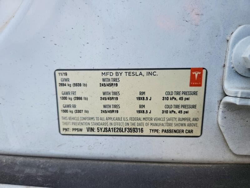 2020 TESLA MODEL S 13