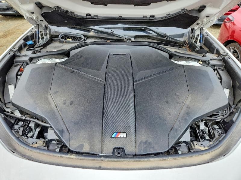 2024 BMW I7 M70 11