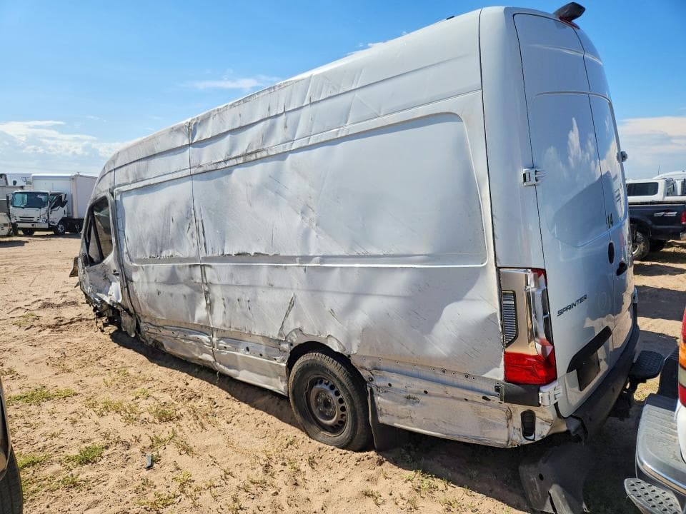 2022 MERCEDES-BENZ SPRINTER 2500 DELIVERY VAN 2