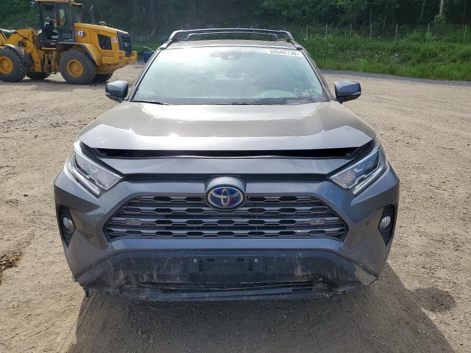 2020 TOYOTA RAV4 LIMITED 5