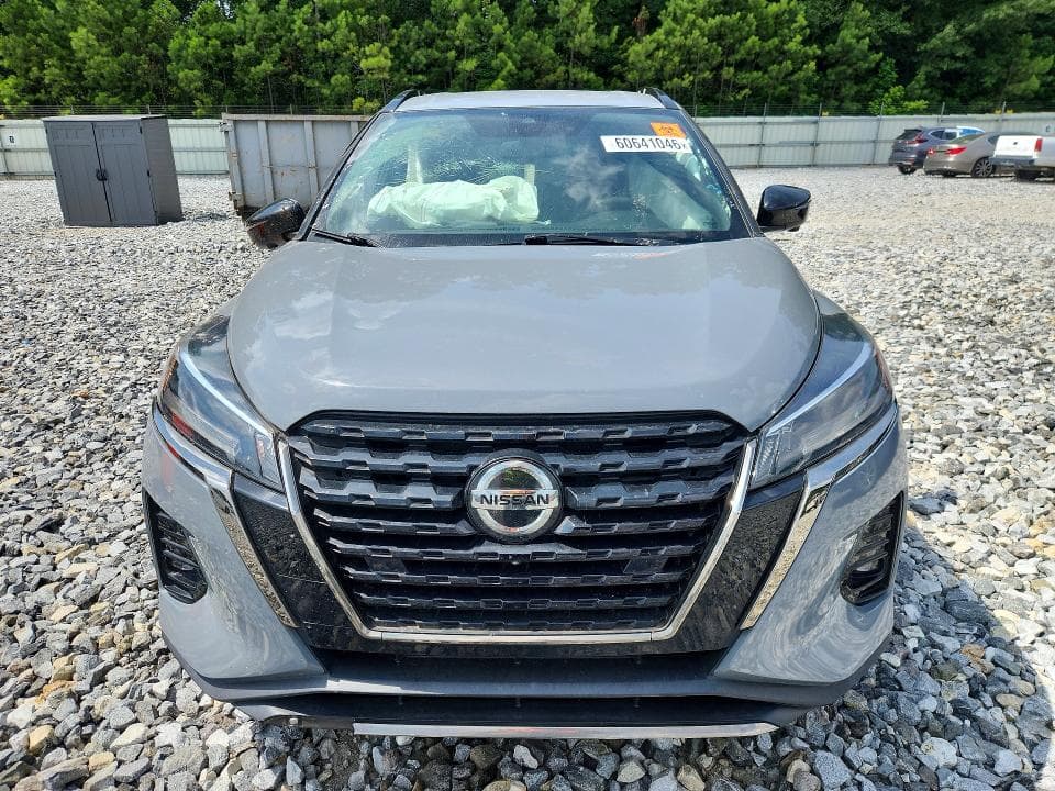 2021 NISSAN KICKS SR 5