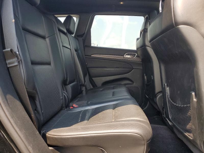 2018 JEEP GRAND CHEROKEE OVERLAND 11