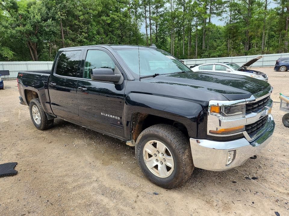 2018 CHEVROLET SILVERADO K1500 LT 4