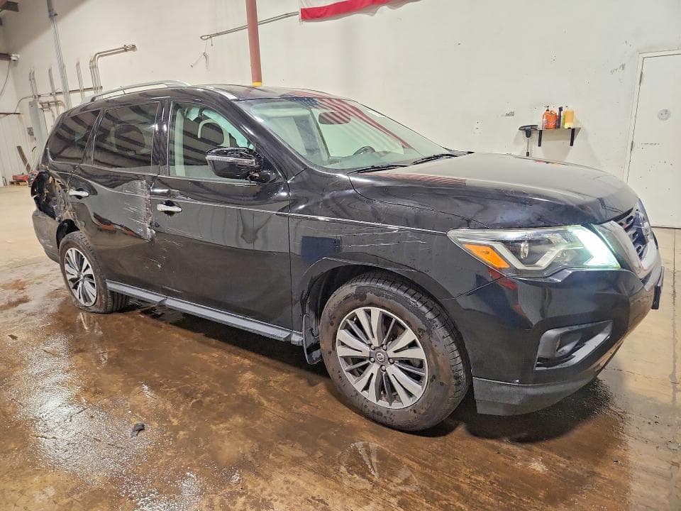 2017 NISSAN PATHFINDER SV 4