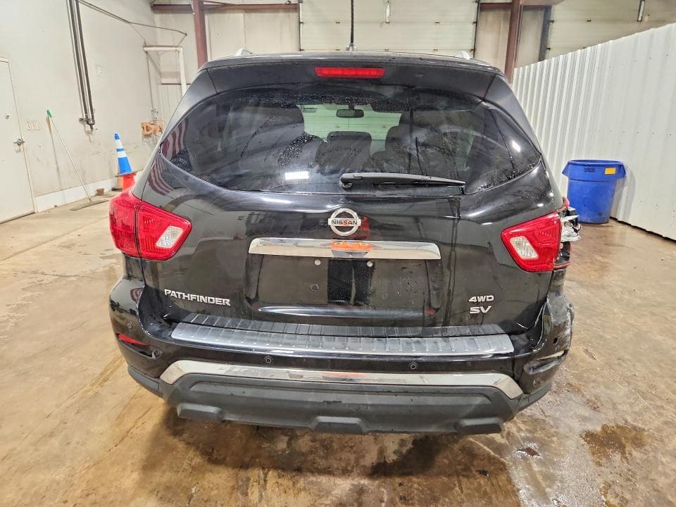 2017 NISSAN PATHFINDER SV 6