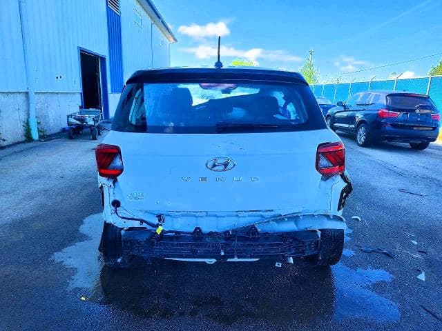 2023 HYUNDAI VENUE SE 6