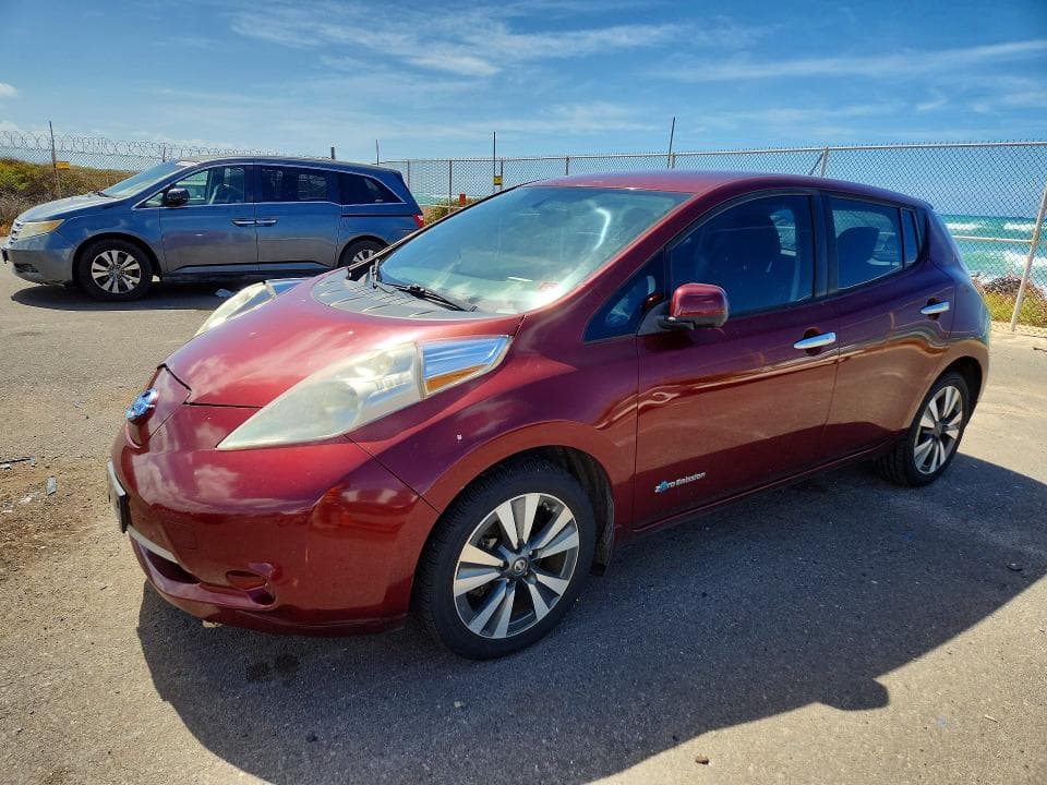 2016 NISSAN LEAF SV