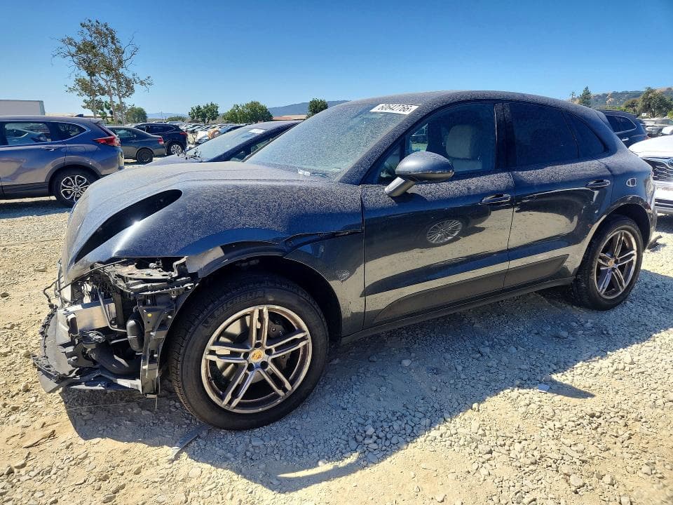 2021 PORSCHE MACAN - 1