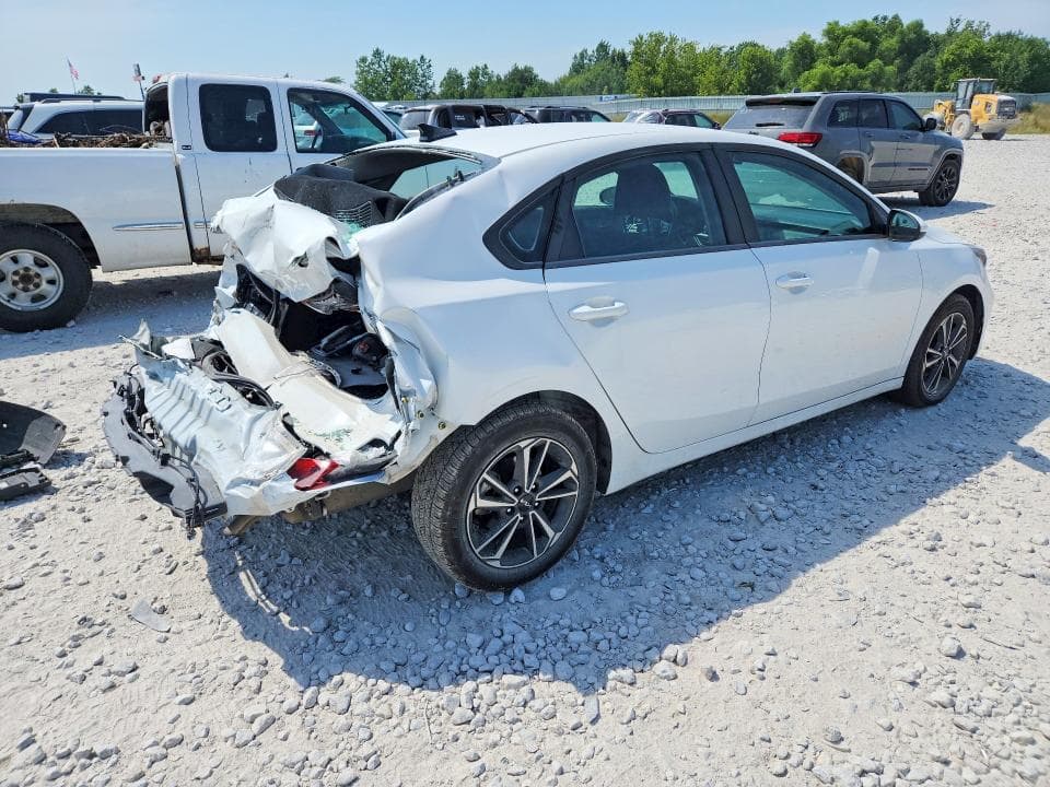 2024 KIA FORTE LXS 3