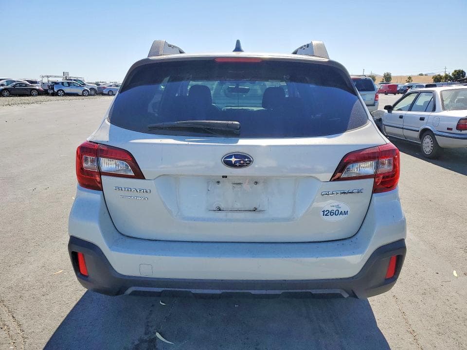 2018 SUBARU OUTBACK 2.5I PREMIUM 6