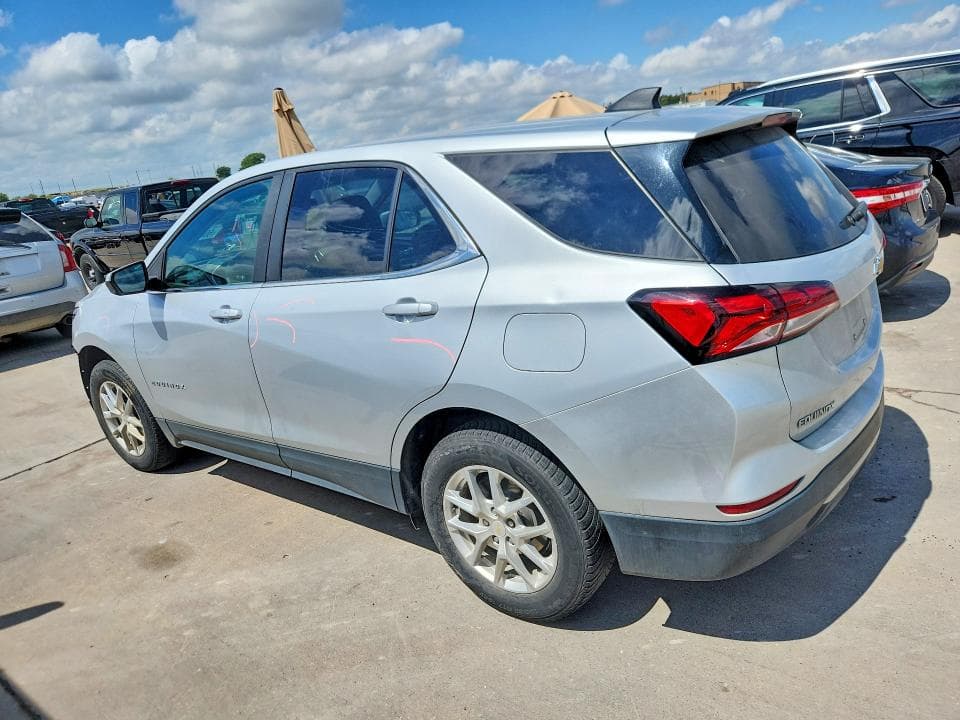 2022 CHEVROLET EQUINOX LT 2