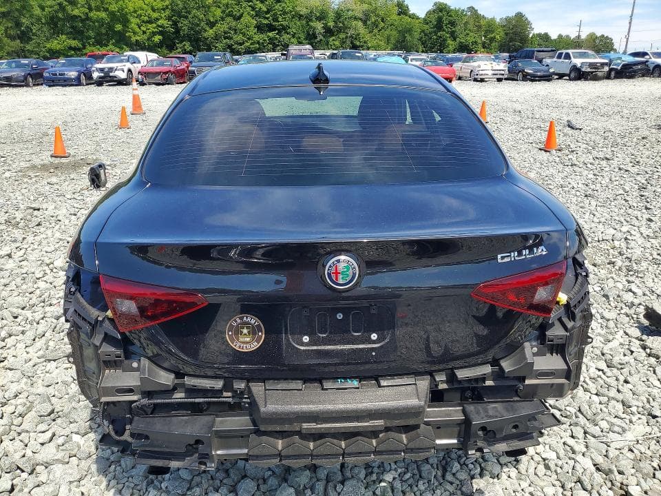 2019 ALFA ROMEO GIULIA TI 6