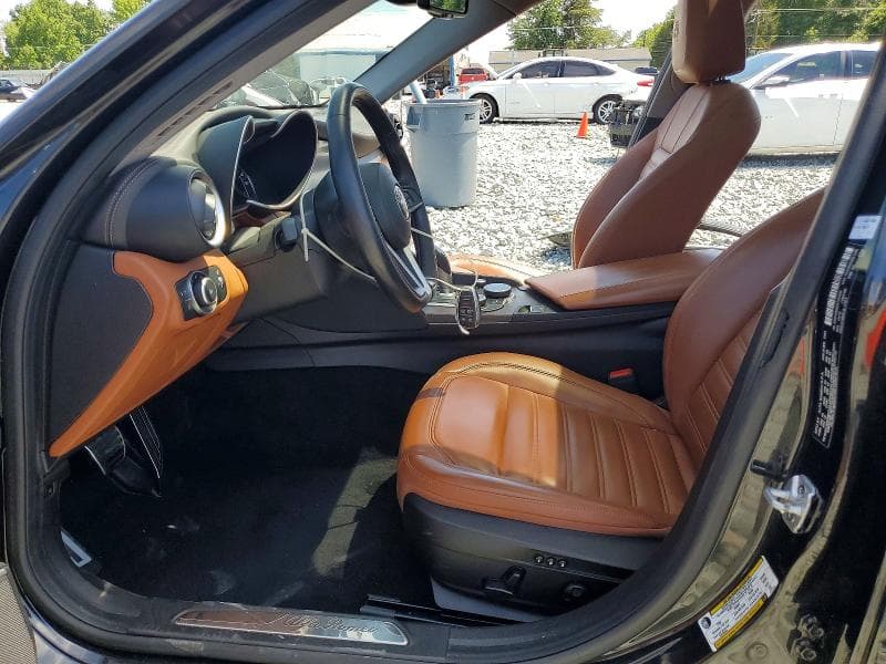2019 ALFA ROMEO GIULIA TI 7