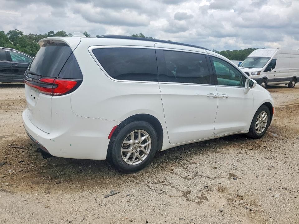 2022 CHRYSLER PACIFICA TOURING L 3