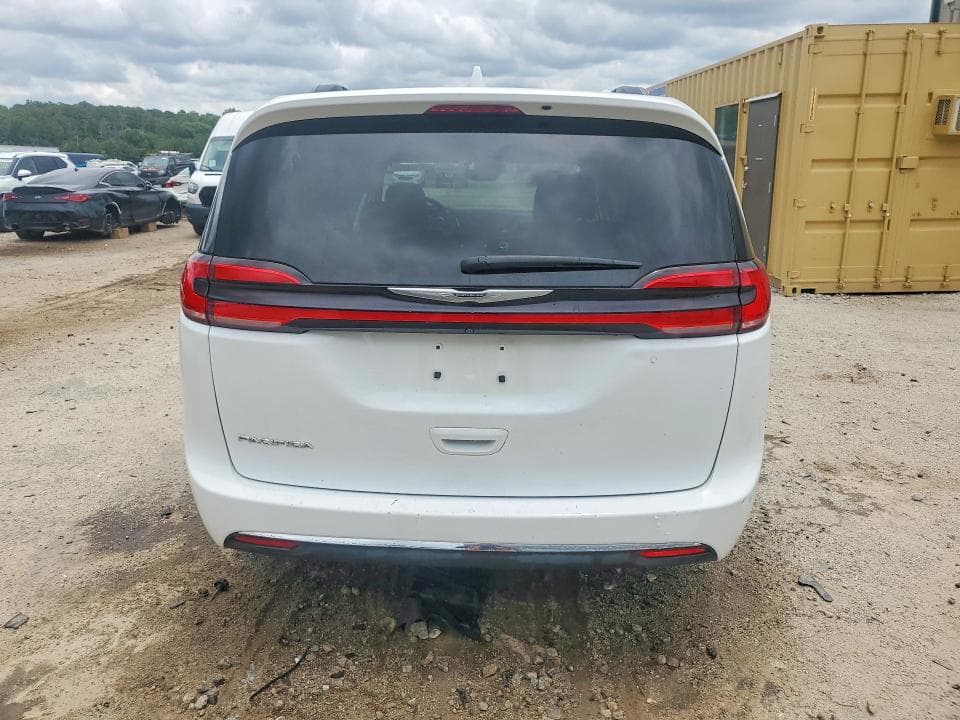 2022 CHRYSLER PACIFICA TOURING L 6