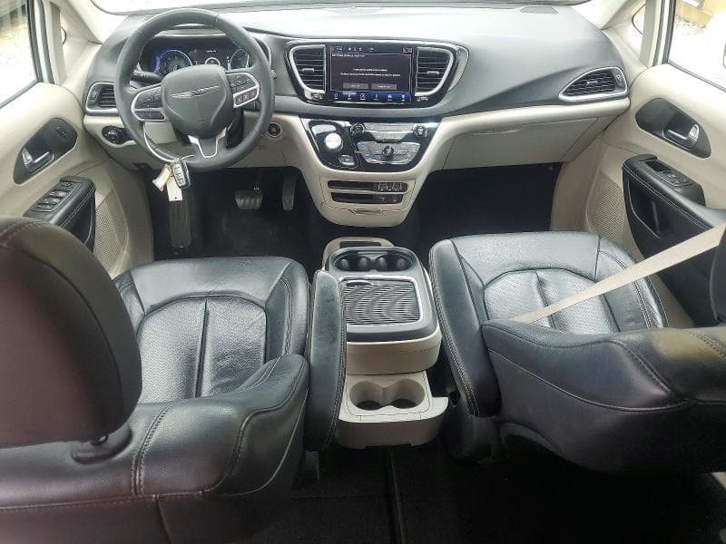 2022 CHRYSLER PACIFICA TOURING L 8