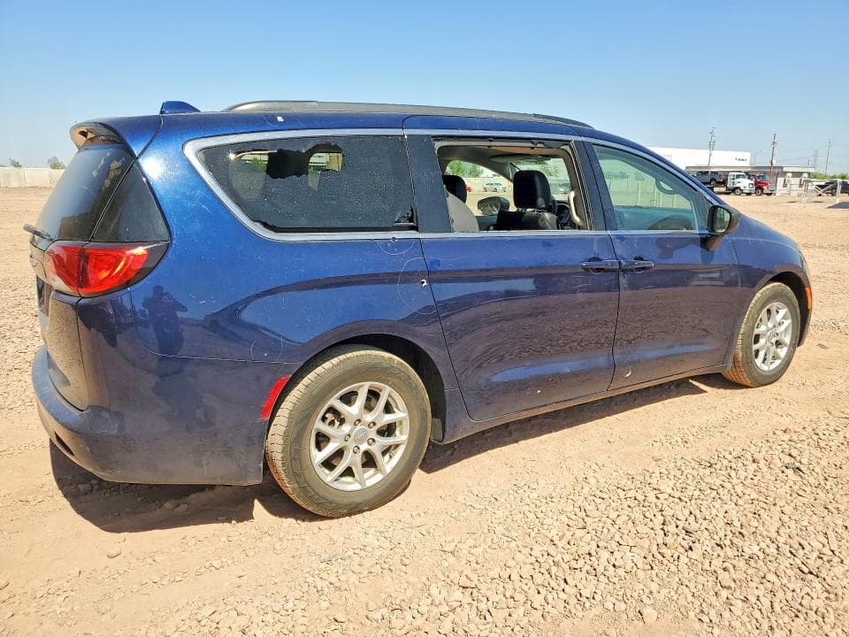 2020 CHRYSLER VOYAGER LXI 3