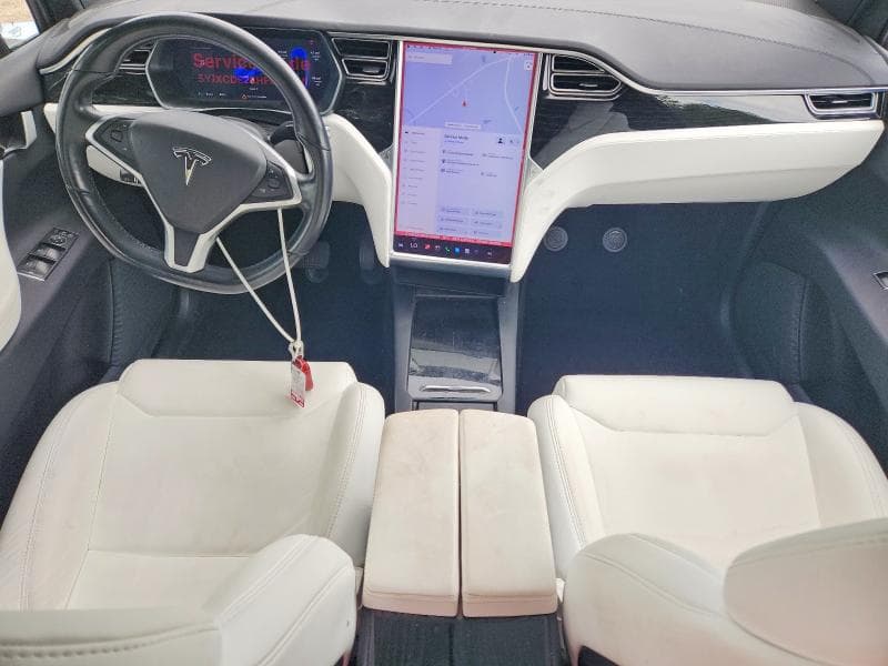 2017 TESLA MODEL X 8