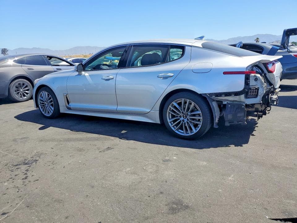 2018 KIA STINGER BASE BASE 2