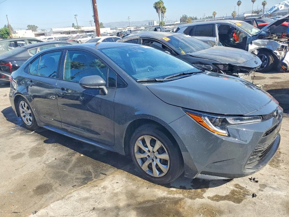 2025 TOYOTA COROLLA LE 4