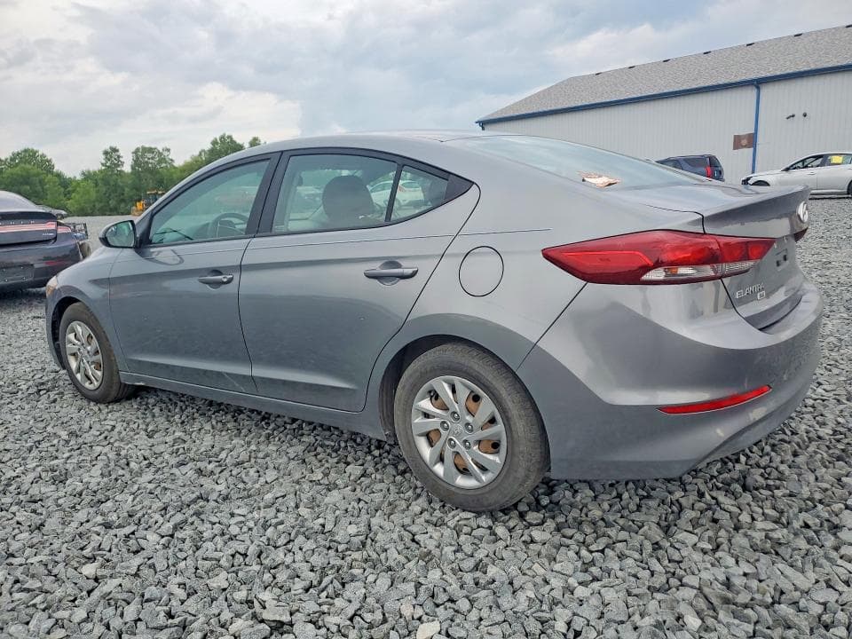 2018 HYUNDAI ELANTRA SE 2