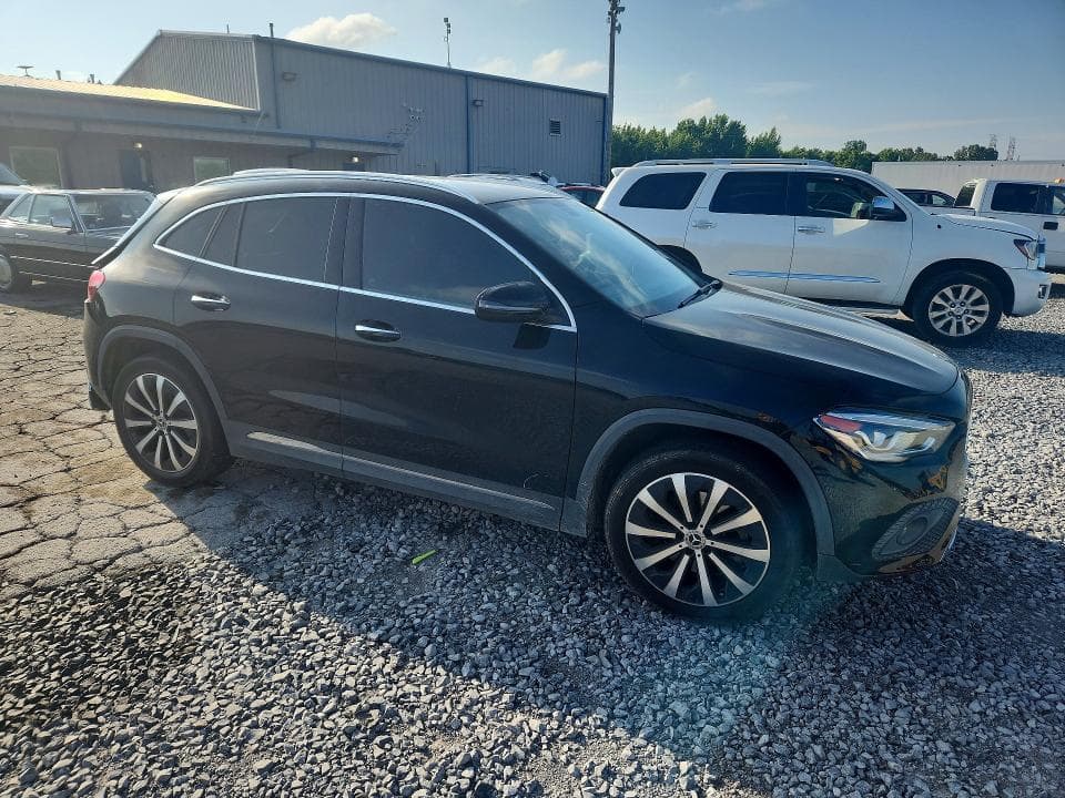 2022 MERCEDES-BENZ GLA 250 4MATIC 4