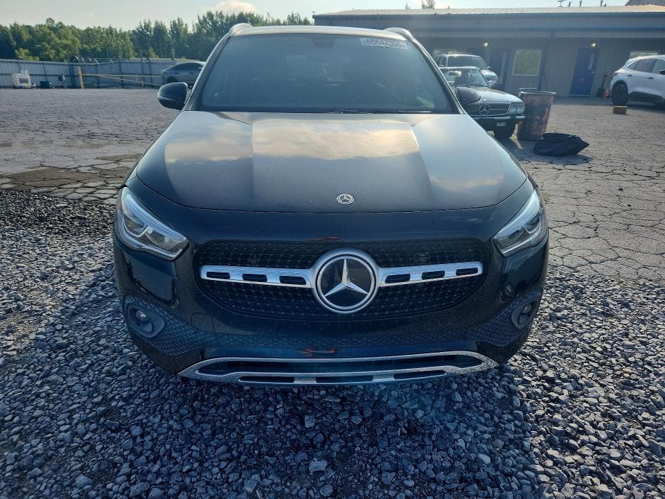 2022 MERCEDES-BENZ GLA 250 4MATIC 5