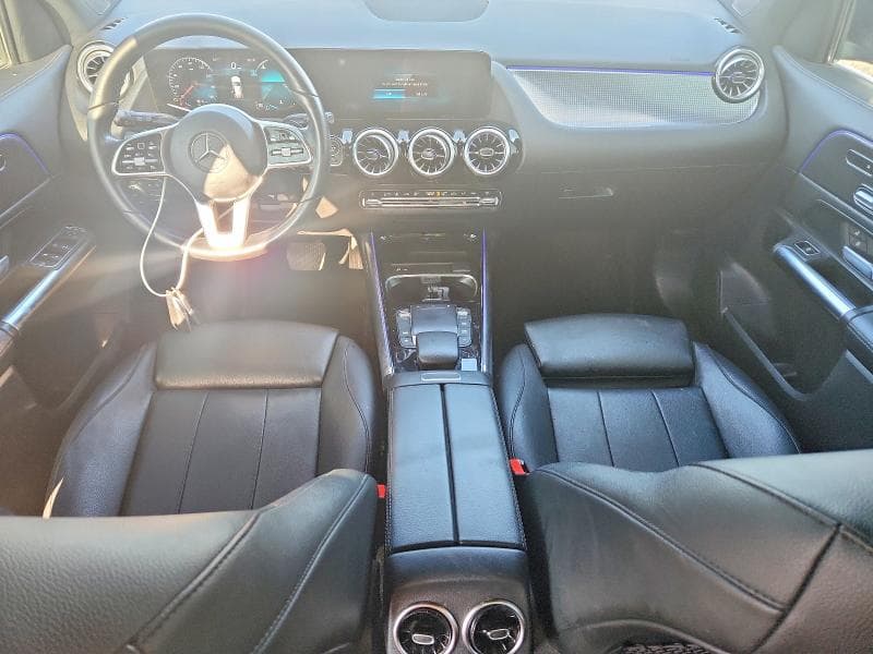 2022 MERCEDES-BENZ GLA 250 4MATIC 8