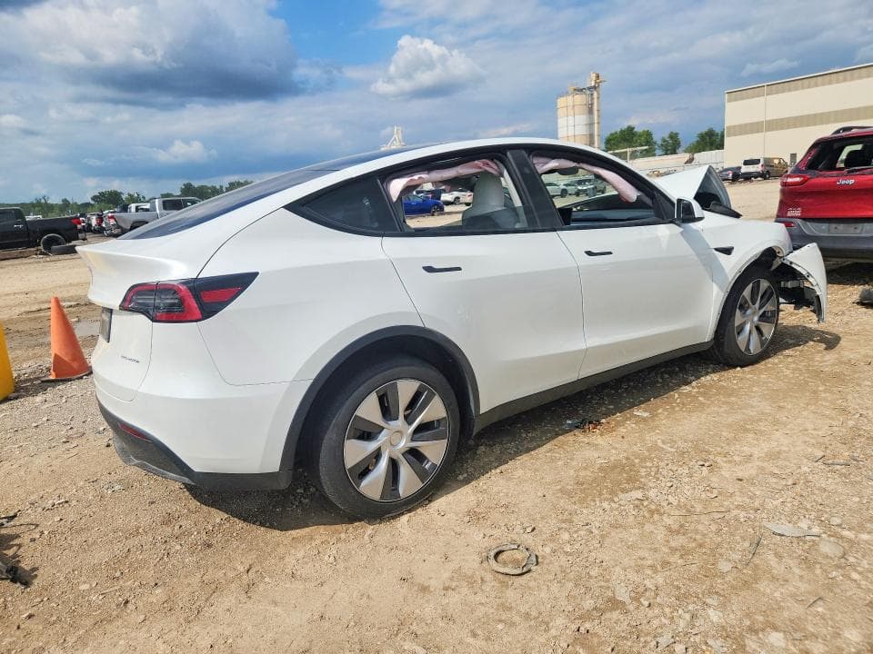 2023 TESLA MODEL Y 3