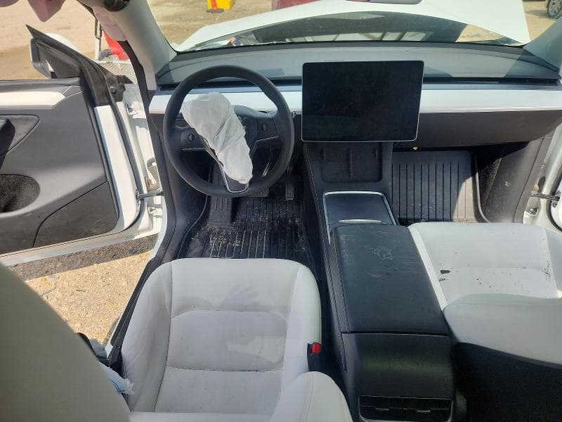 2023 TESLA MODEL Y 8