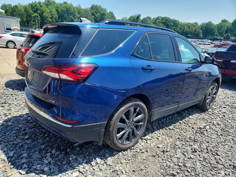 2023 CHEVROLET EQUINOX RS 3