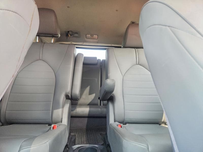 2021 TOYOTA HIGHLANDER XLE 10