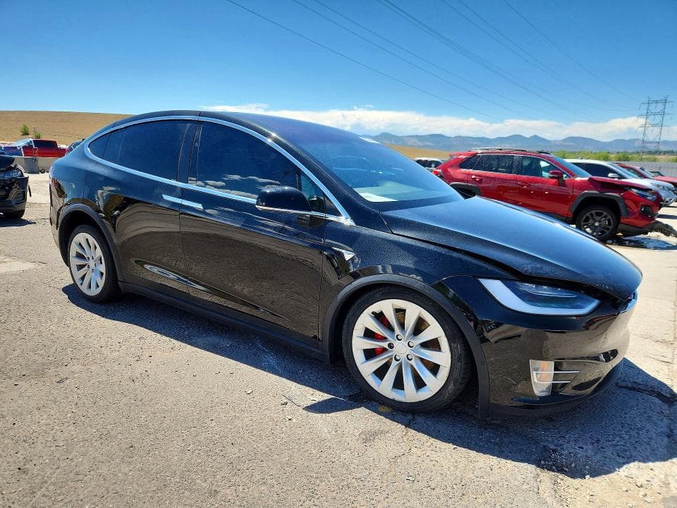 2020 TESLA MODEL X 4