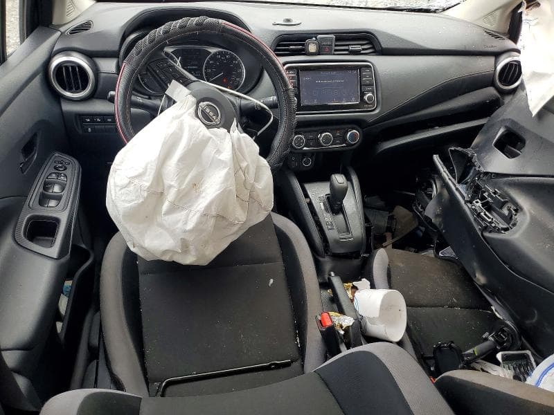 2025 NISSAN VERSA S 8