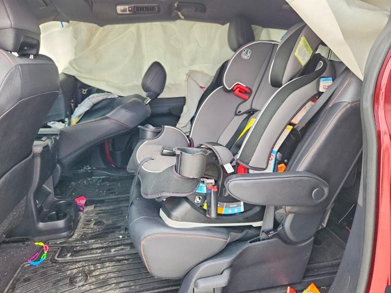 2023 TOYOTA SIENNA XSE 7-PASSENGER 11