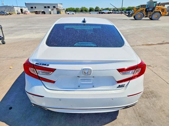 2021 HONDA ACCORD TOURING 6