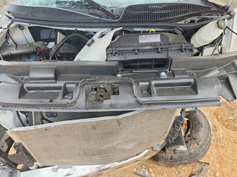 2025 GMC SAVANA G2500 12