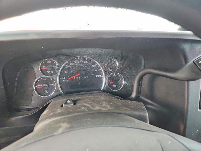 2025 GMC SAVANA G2500 9